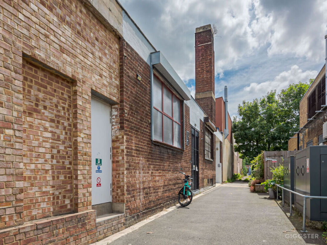 Industrial Artist Studio With Large Rooftop Photo 2