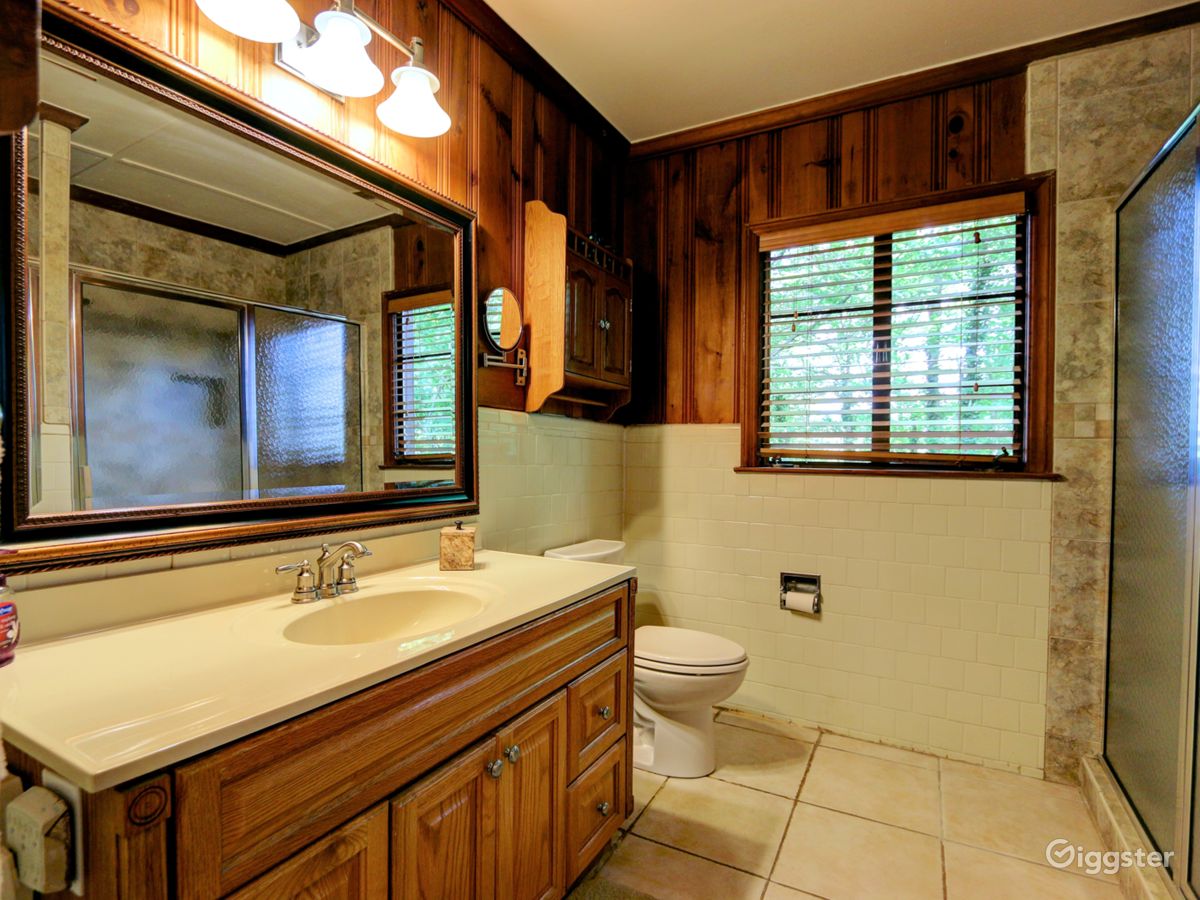 Lake Allatoona Home/Cabin available for production Rent this location