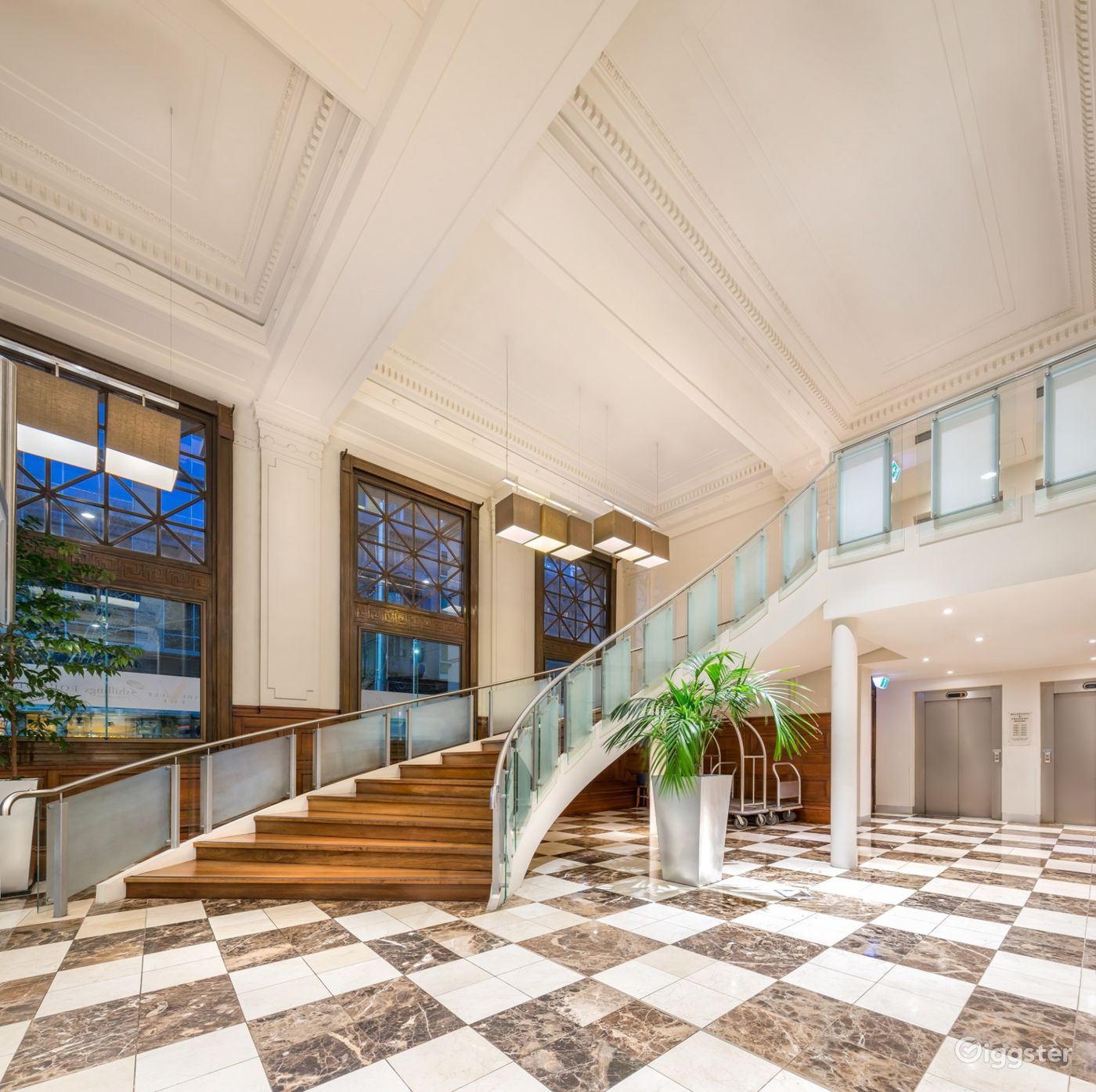 The Robert Burke Room Rent this location on Giggster