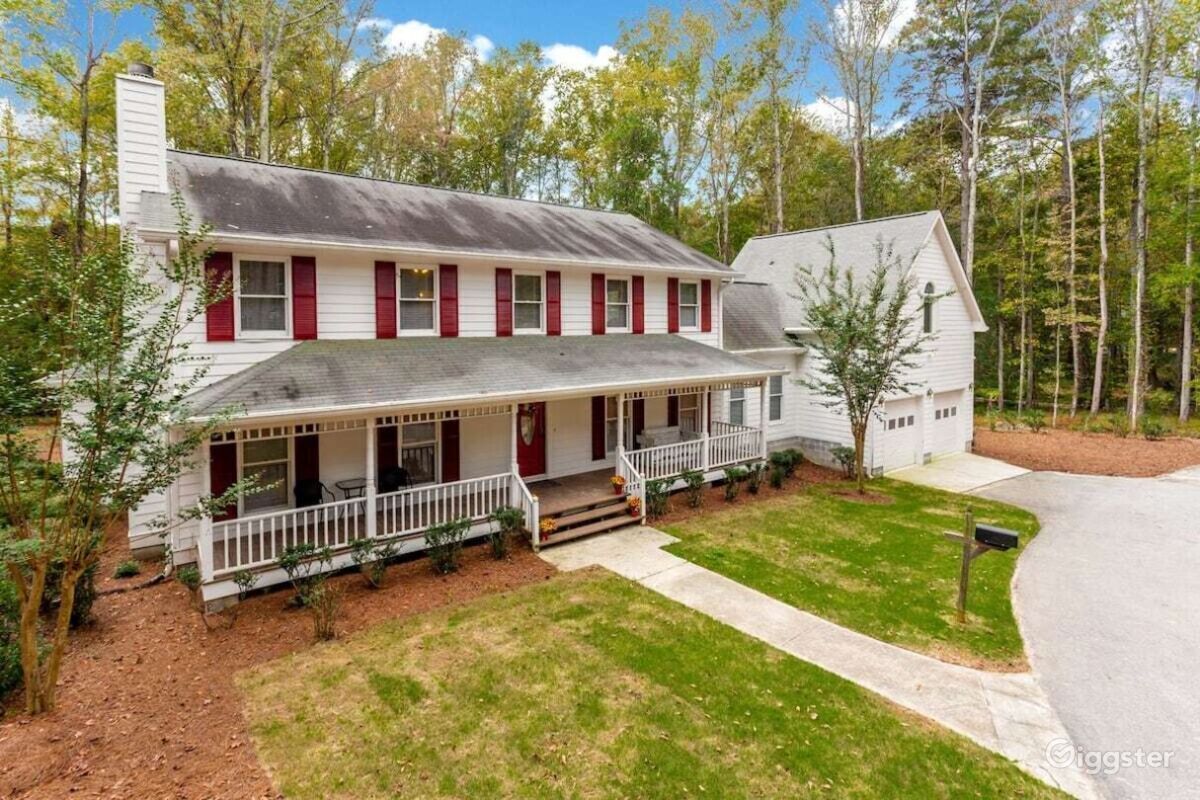 Colonial Style Fayetteville Estate Rent this location on Giggster