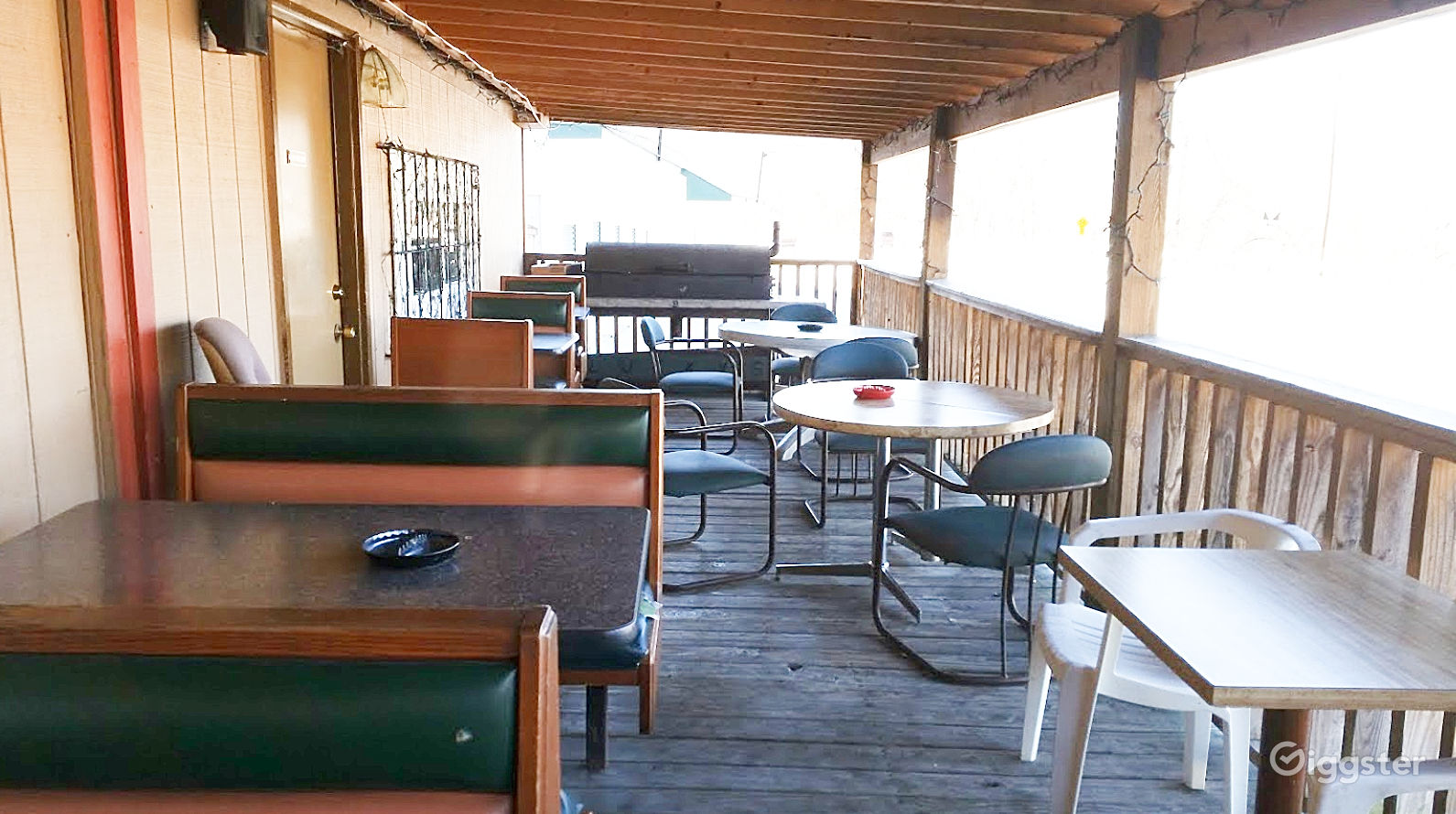 Bar & Grill in Chattanooga Rent this location on Giggster