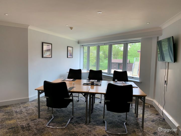 Wishaw Room in Sutton Coldfield Rent this location on Giggster