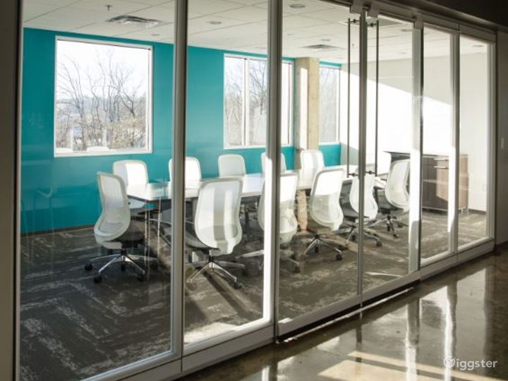 Marvelous Conference Room in Nashville Photo 5