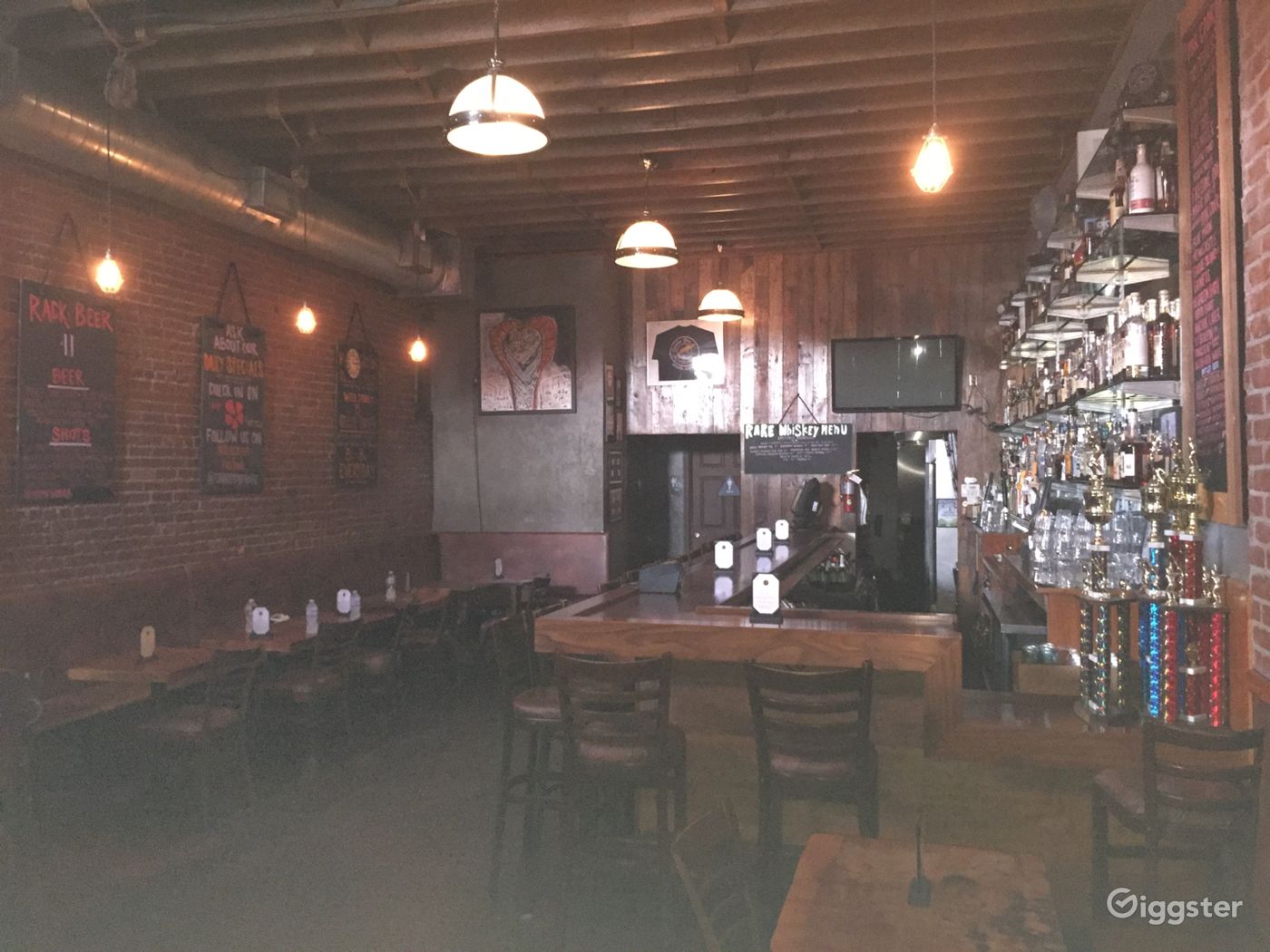 Whiskey Bar & Kitchen Rent this location on Giggster
