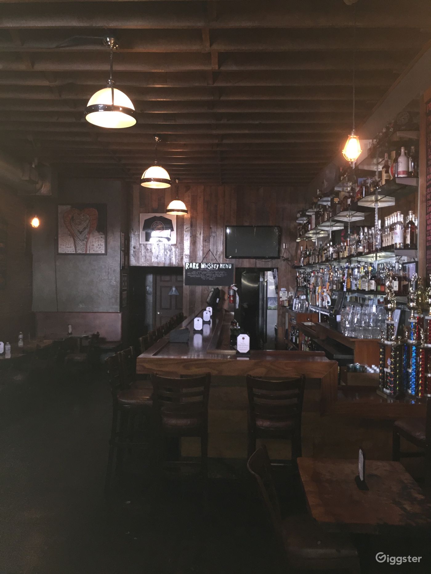 Whiskey Bar & Kitchen Rent this location on Giggster