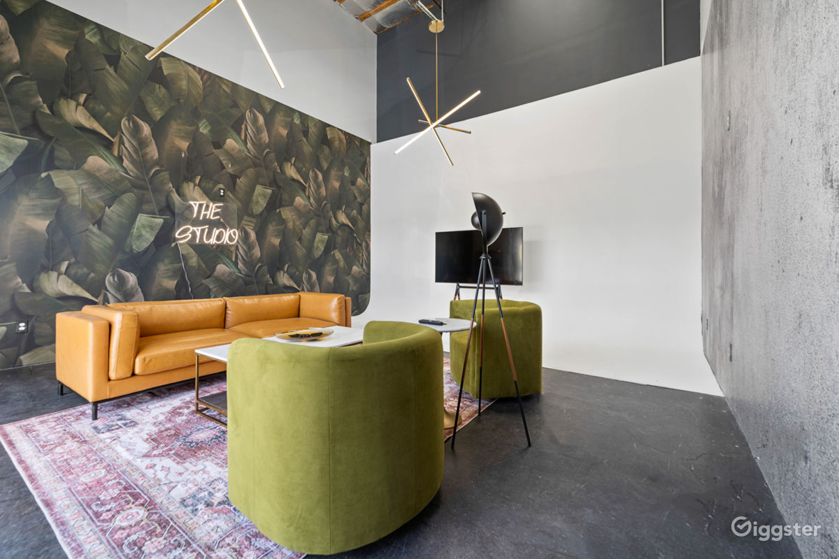View of The BEST Industrial Studio spaces for rent near me | Giggster
