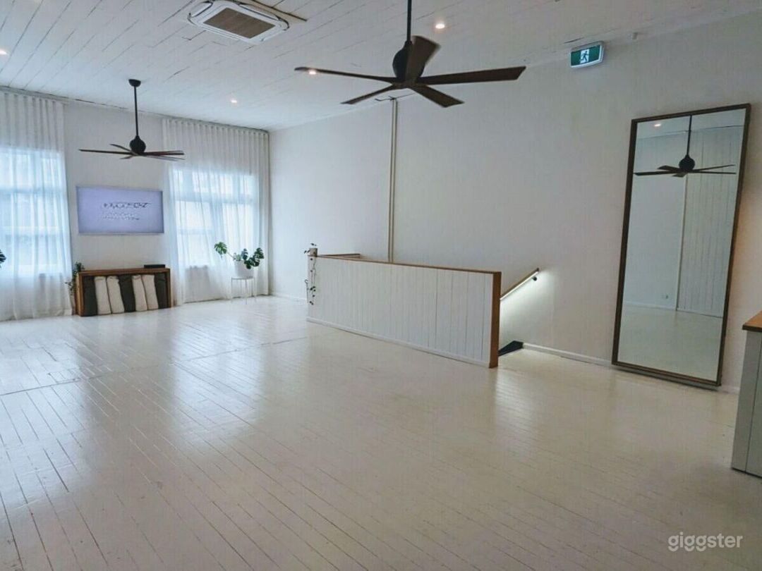 Light filled 1st floor Studio in Balmain, Sydney. | Rent this location ...