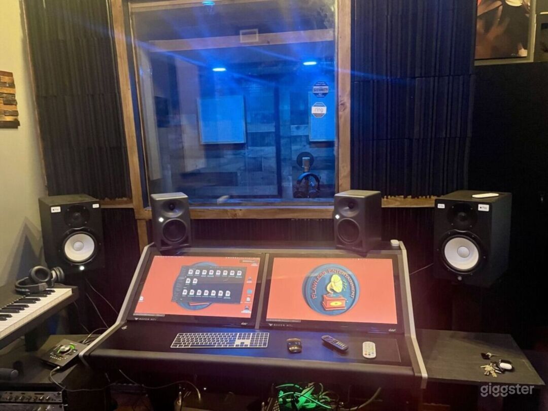 RECORDING STUDIO &amp; EVENT SPACE FOR RENT Photo 1
