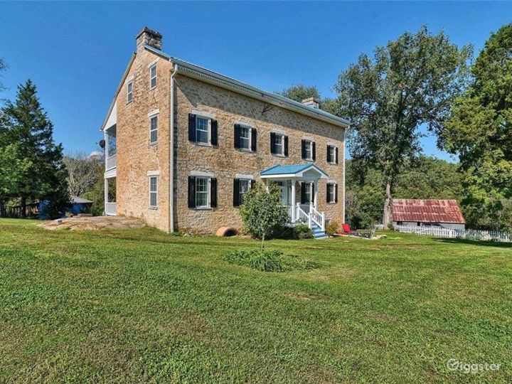 Stunning 1850's Stone House on the Bourbeuse River Rent this location