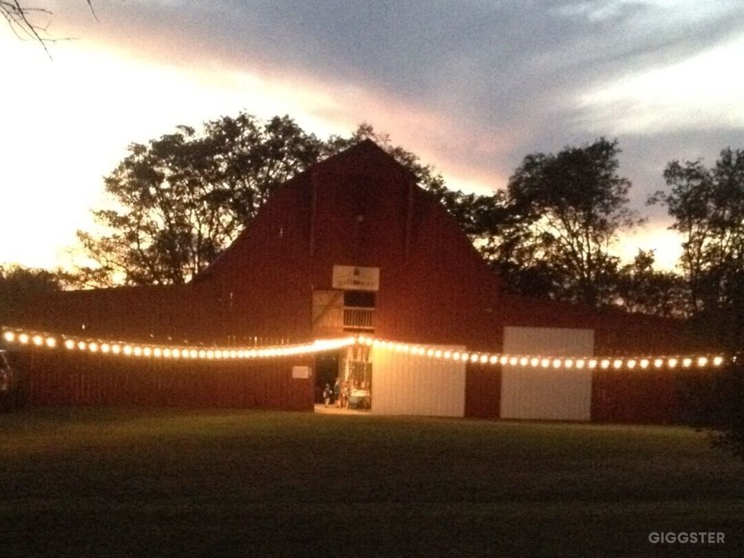 Classic American barn with lots of space inside and out.
