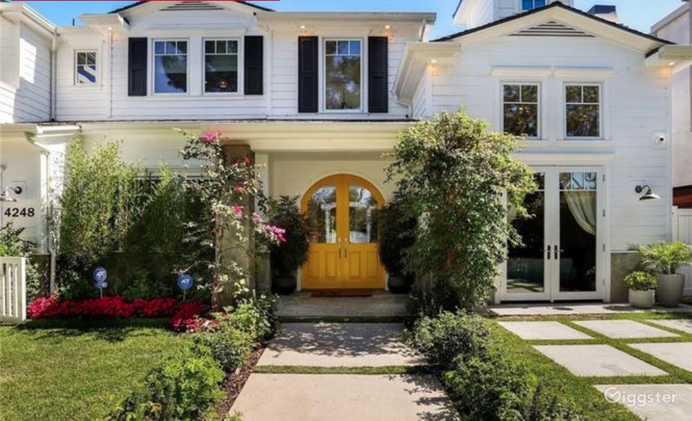 Cape Cod Home with Great Yard | Rent this location on Giggster