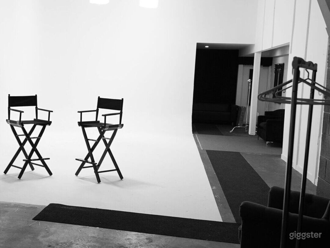 Cyclorama Studio Toronto Photo 4