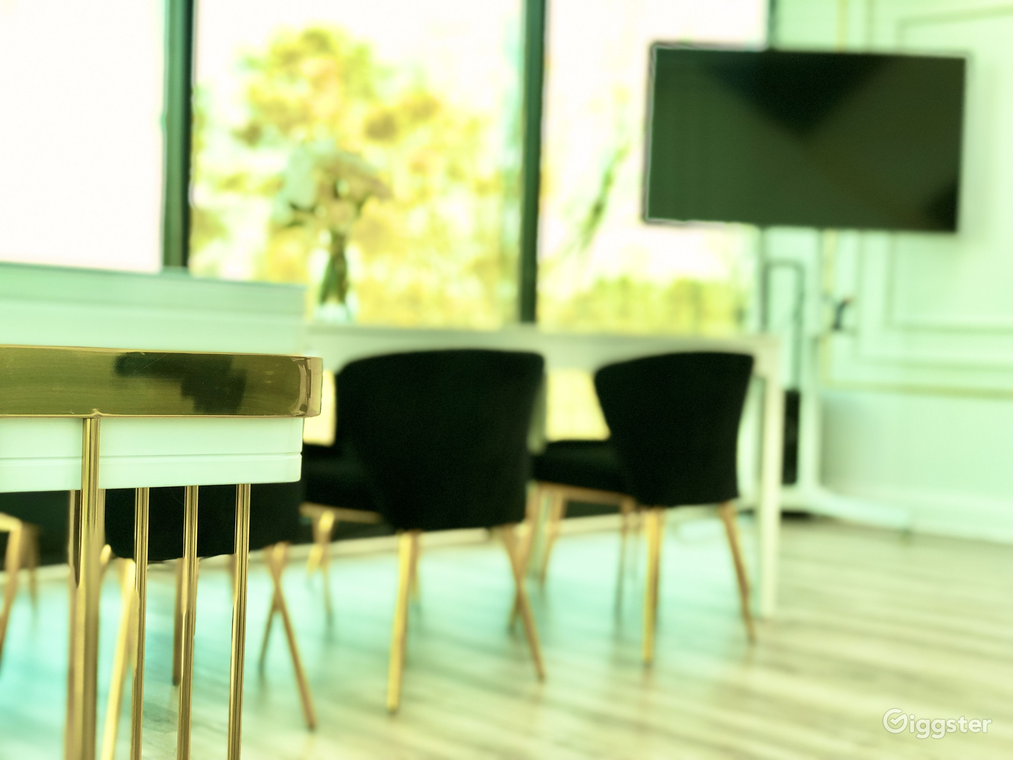 View of Luxury Office Space On Top Floor! | Rent this location on Giggster