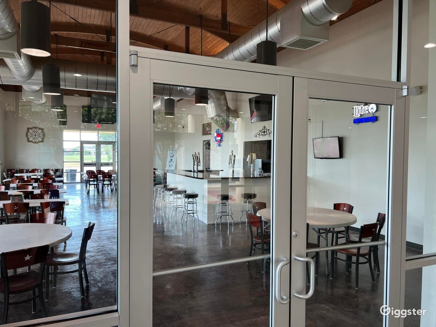 Club House Grill in Mission del Lago Rent this location on Giggster