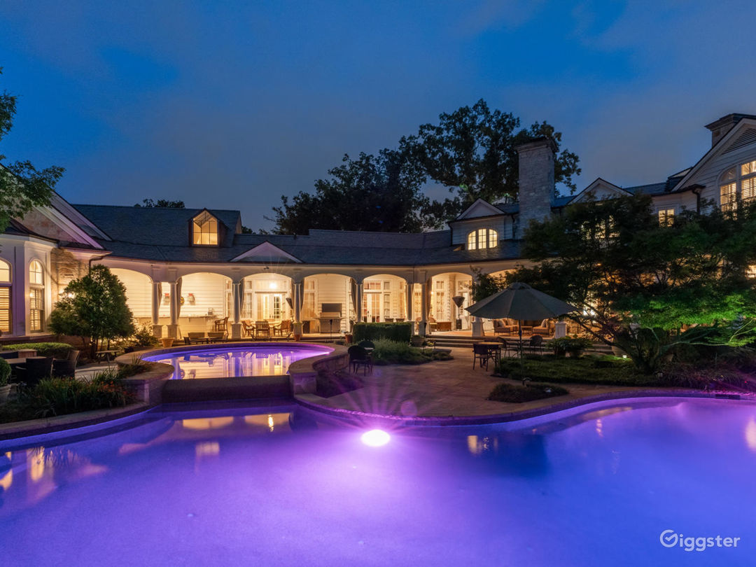 Mind-Boggling Estate with a 'Purple Room' Atlanta Rental