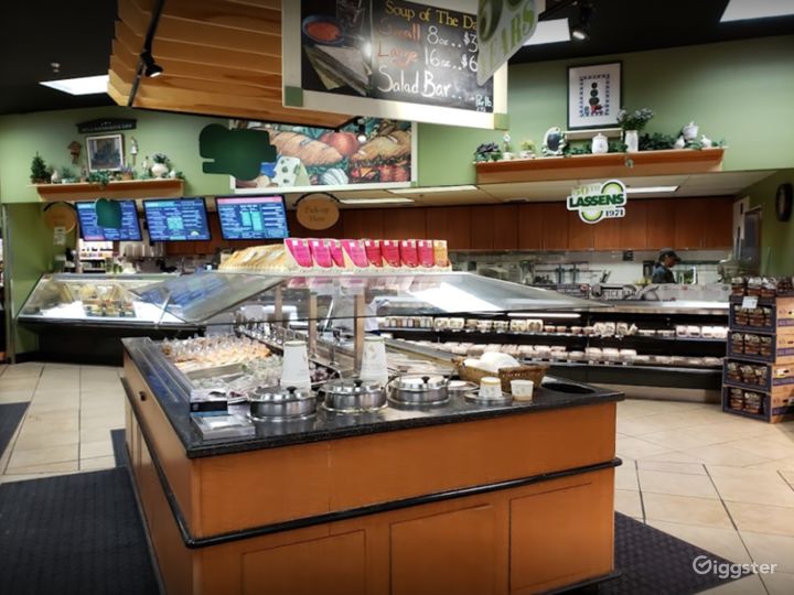 Spacious Health Food Store Perfect for Photoshoots and Productions in