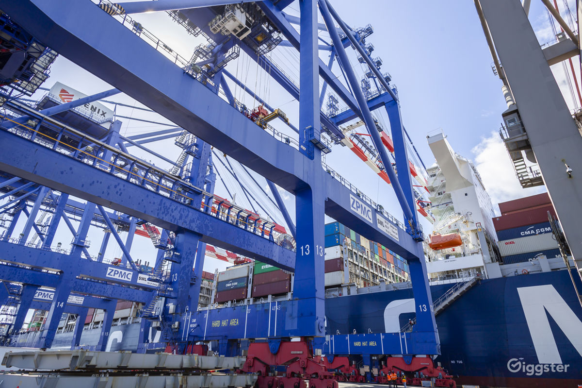 The Shipping Yard Rent this location on Giggster