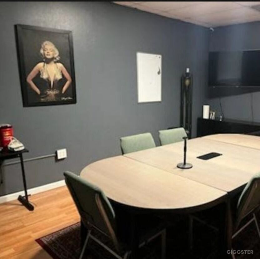 Versatile Conference Space Near Downtown/UCF Rent this location on