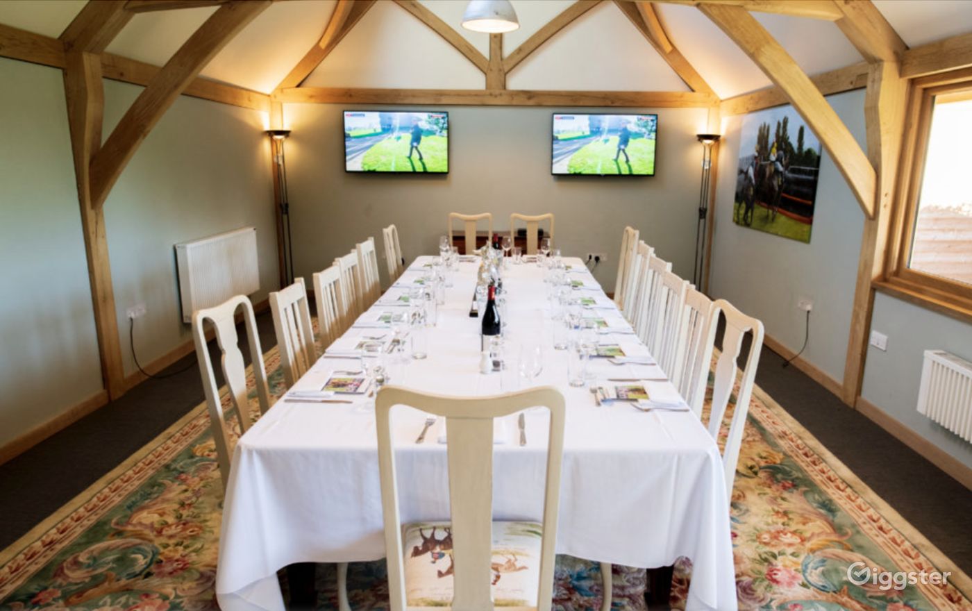 Private Pavilion in Fakenham Rent this location on Giggster