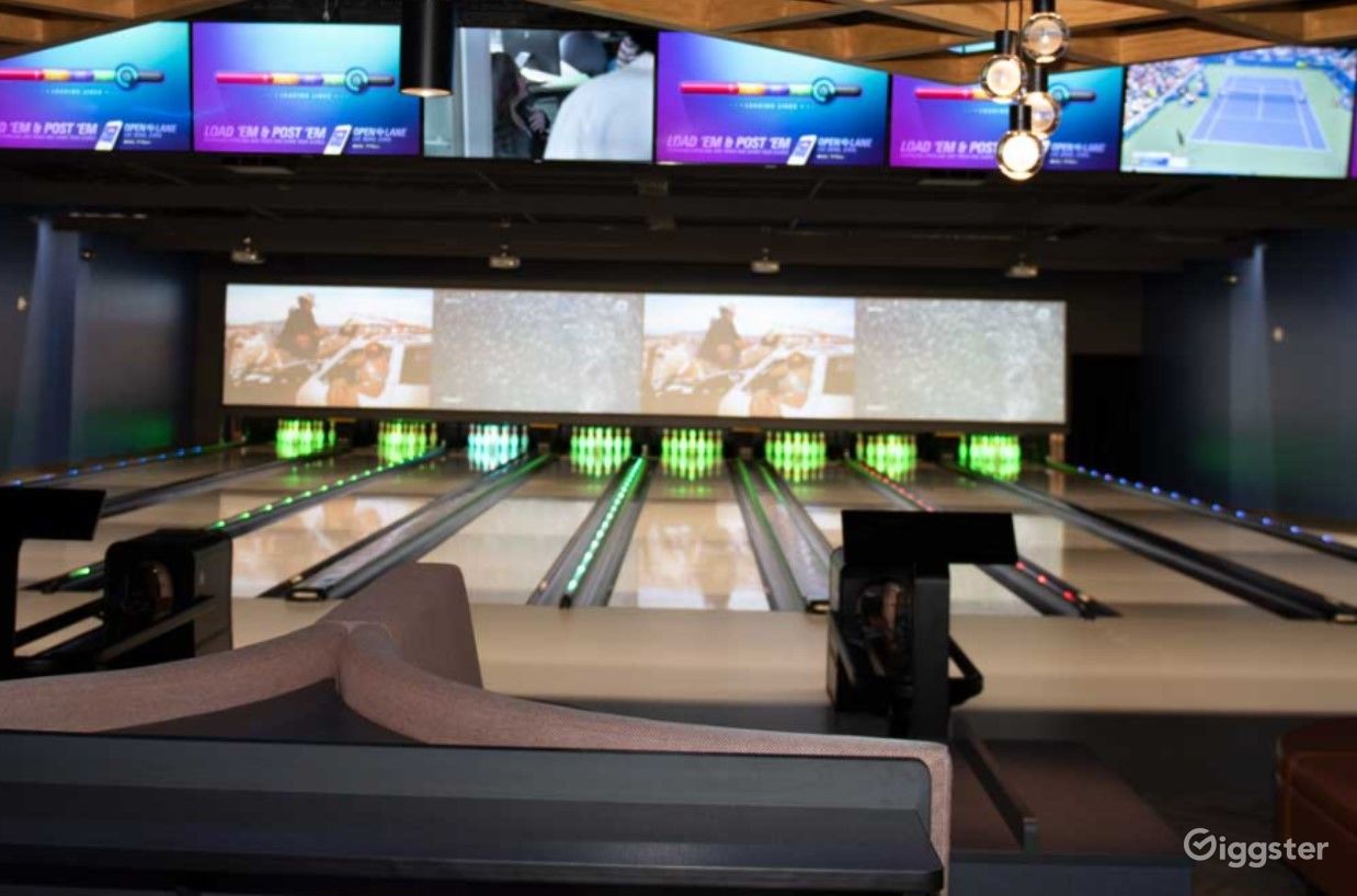 8 Lanes Bowling Alley in Little Elm Rent this location on Giggster