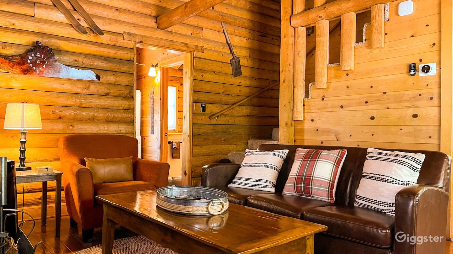 Authentic Log Cabin with WiFi in Idyllwild Rent this location on