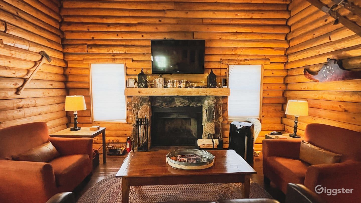 Authentic Log Cabin with WiFi in Idyllwild Rent this location on
