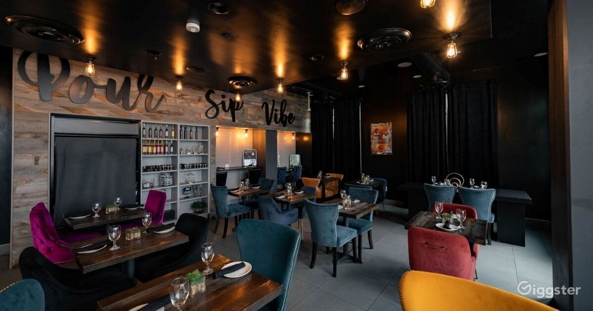 Upscale Wine Bar in Downtown Tempe Rent this location on Giggster