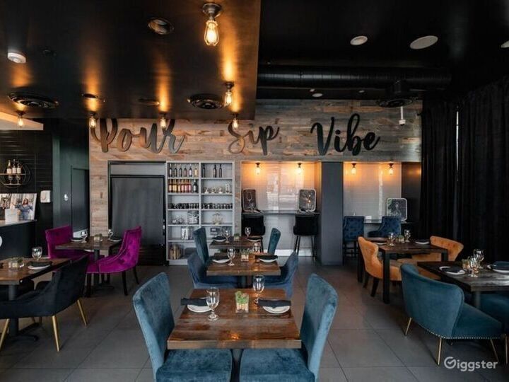 Upscale Wine Bar in Downtown Tempe Rent this location on Giggster