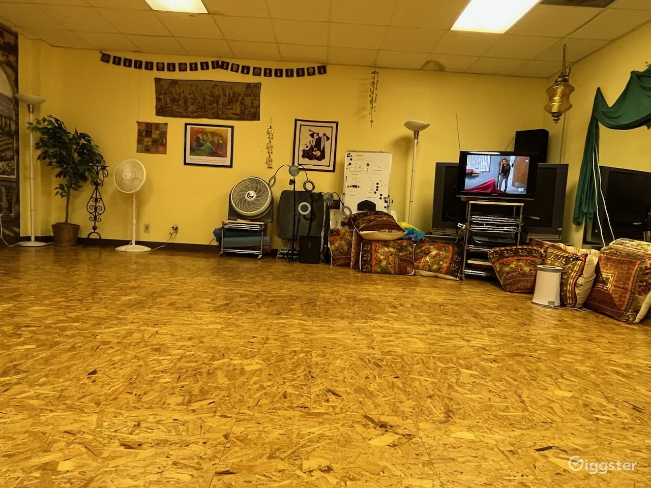 Omaha's Studio of Dance Rent this location on Giggster