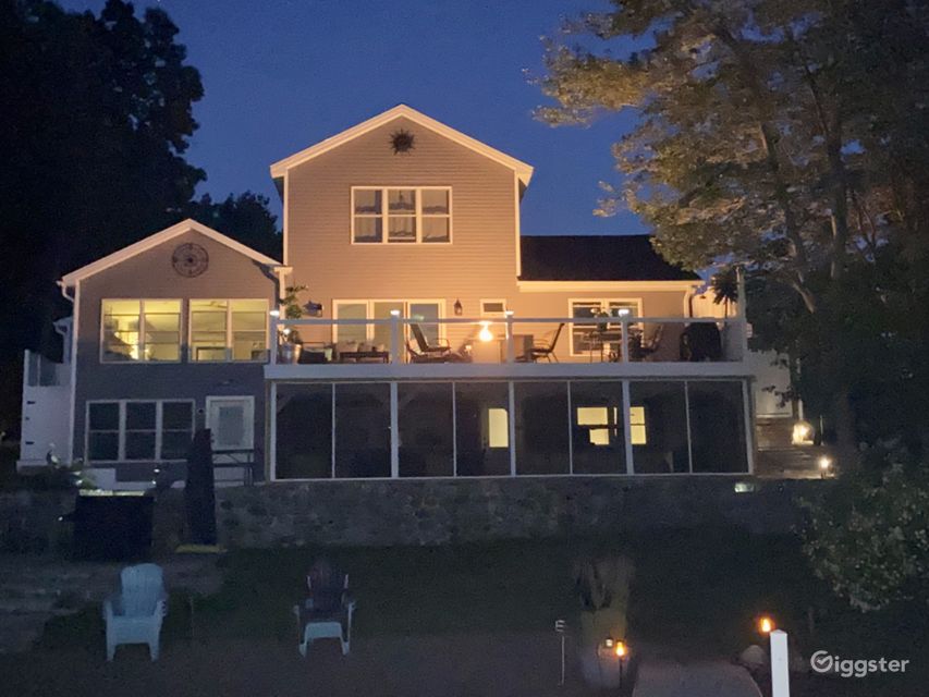 Lake front home, LAKE SHIRLEY, Lunenburg MA Rent this location on