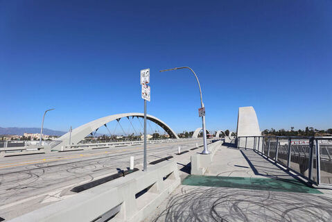 6th St Bridge Photo 52