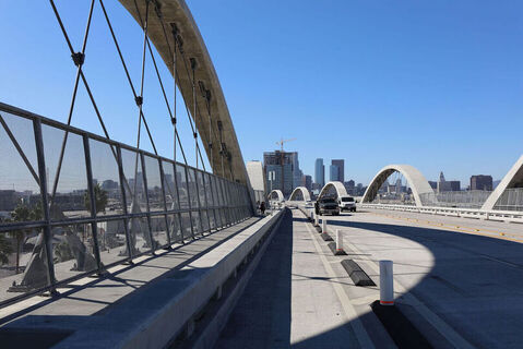 6th St Bridge Photo 105