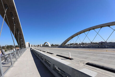 6th St Bridge Photo 138