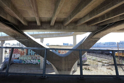 6th St Bridge Photo 39