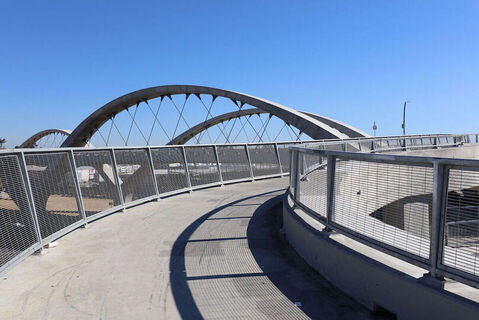 6th St Bridge Photo 13