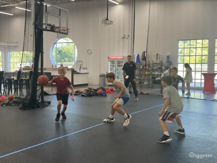 Basketball Shooting Court For 45 People Rent this location on Giggster