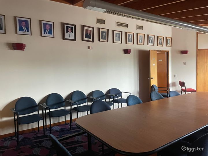 Community Board Room Photo 4