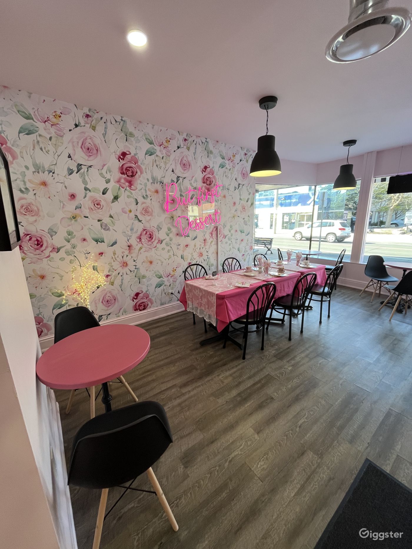 Elegant and Bright Bakery/Cafe in Hamilton Rent this location on Giggster