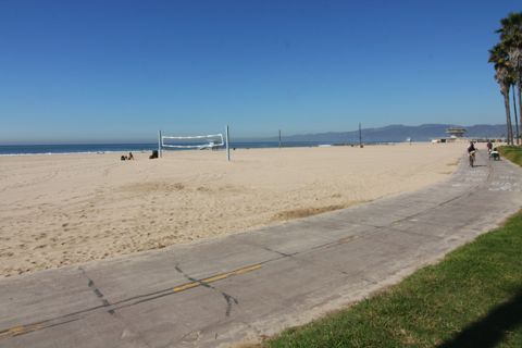 Venice Beach Recreation Center Photo 2