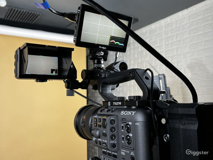 Photo/Video Studio in Buford, GA Rent this location on Giggster