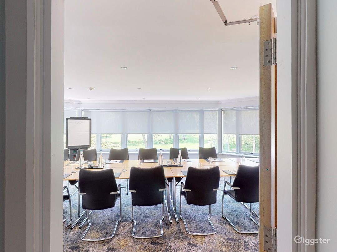 Drayton Boardroom in Sutton Coldfield  Photo 2