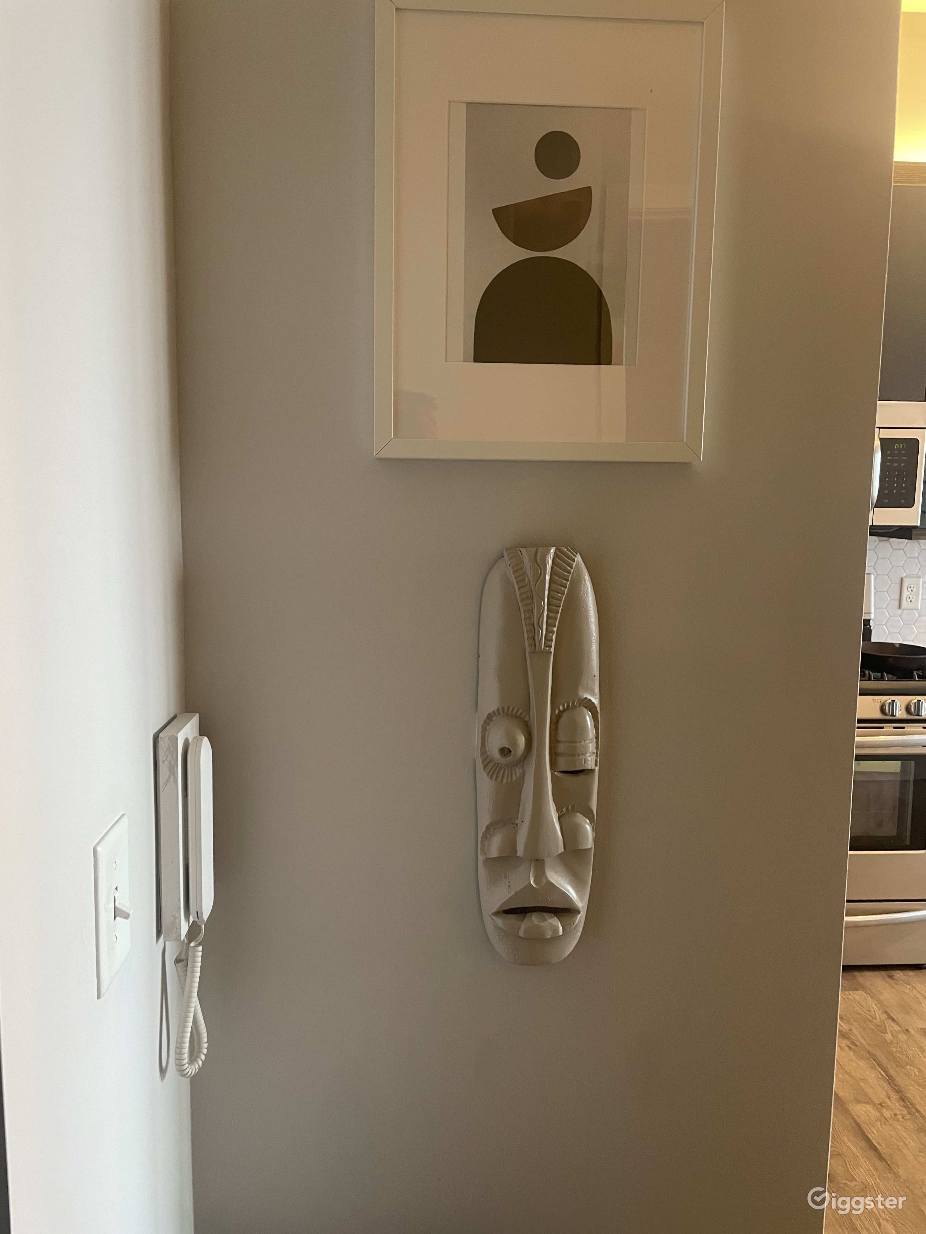 Modern Minimalist Themed Smart Home Unit in Pasig - Airbnb - Minimalist Penthouse Rentals