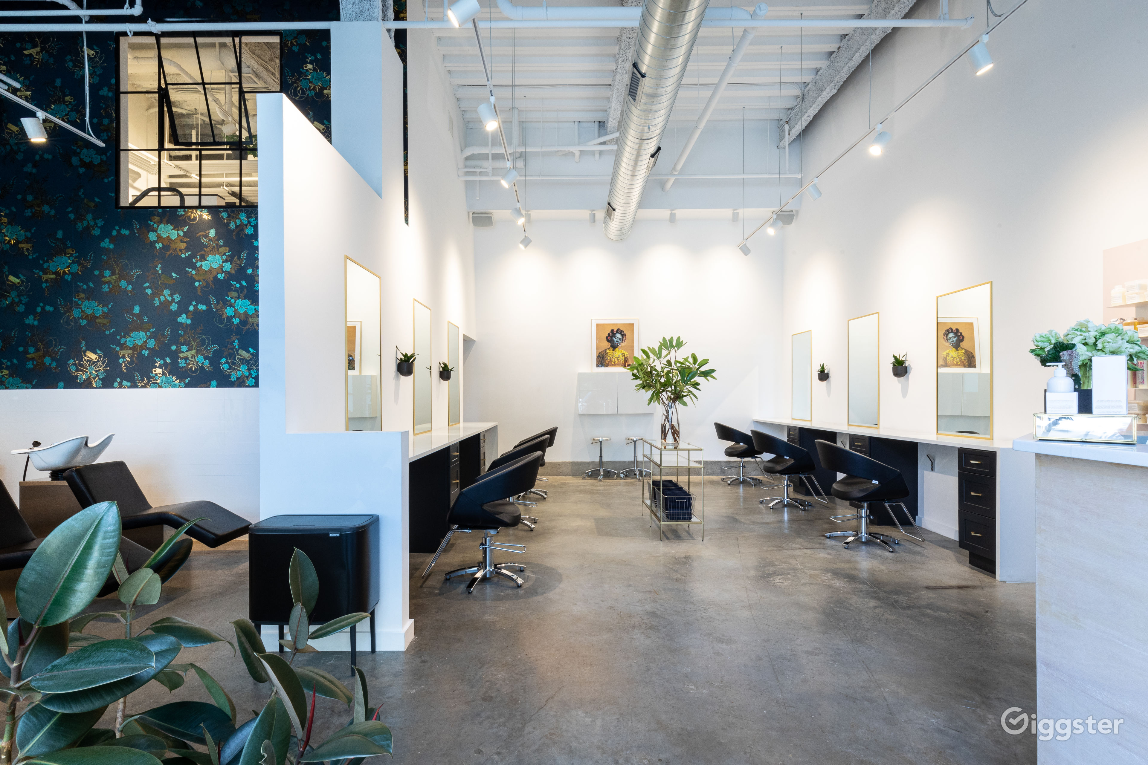Modern Boutique Hair Salon Rent this location on Giggster