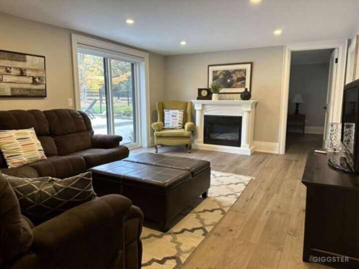 Ideal location in Hamilton (Freelton) w/ 10 acre Rent this location on Giggster