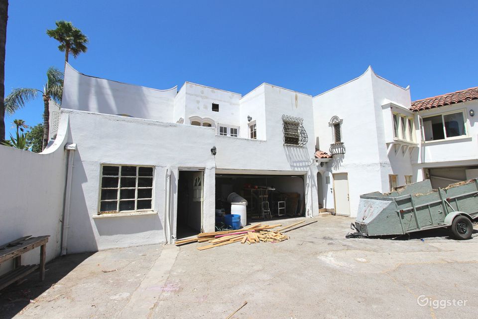 The Dogtown Moroccan Rent this location on Giggster