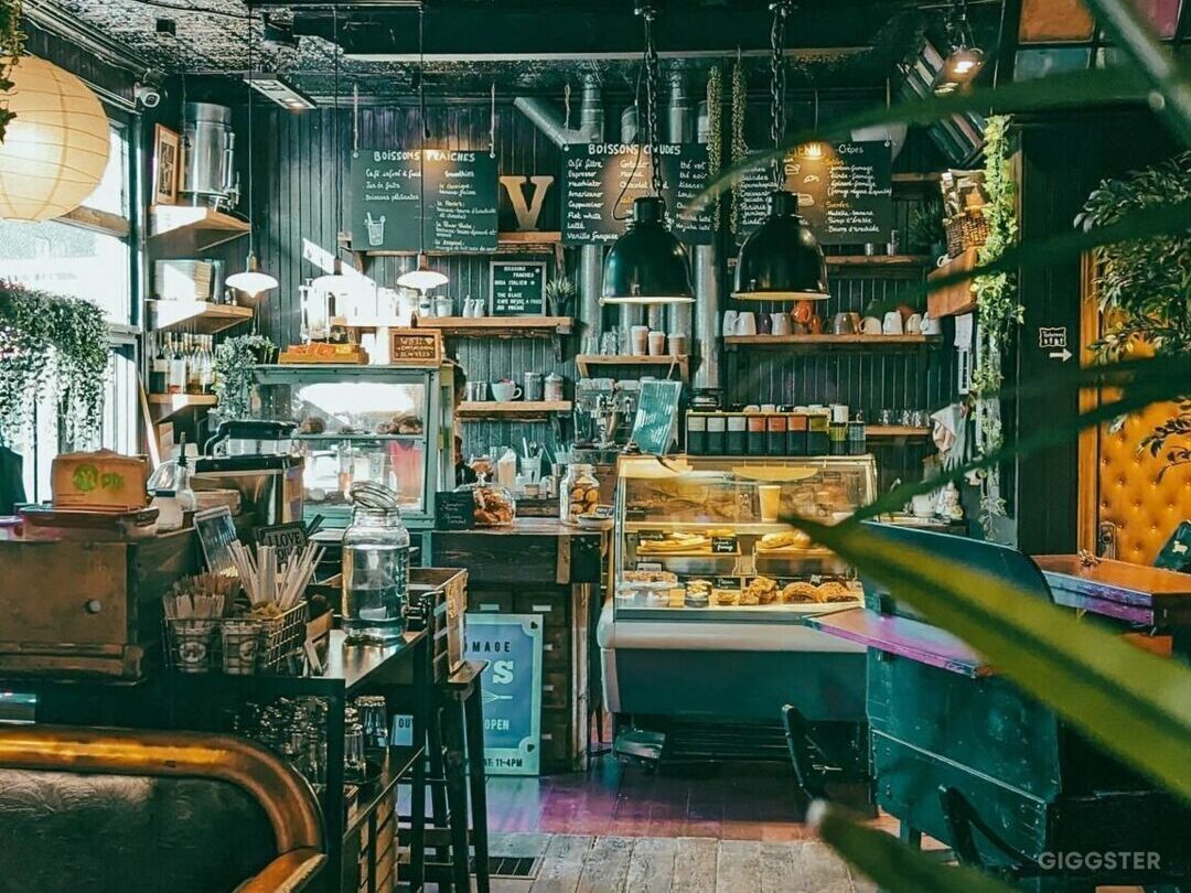 Cozy Vintage Cafe Venue Photo 2