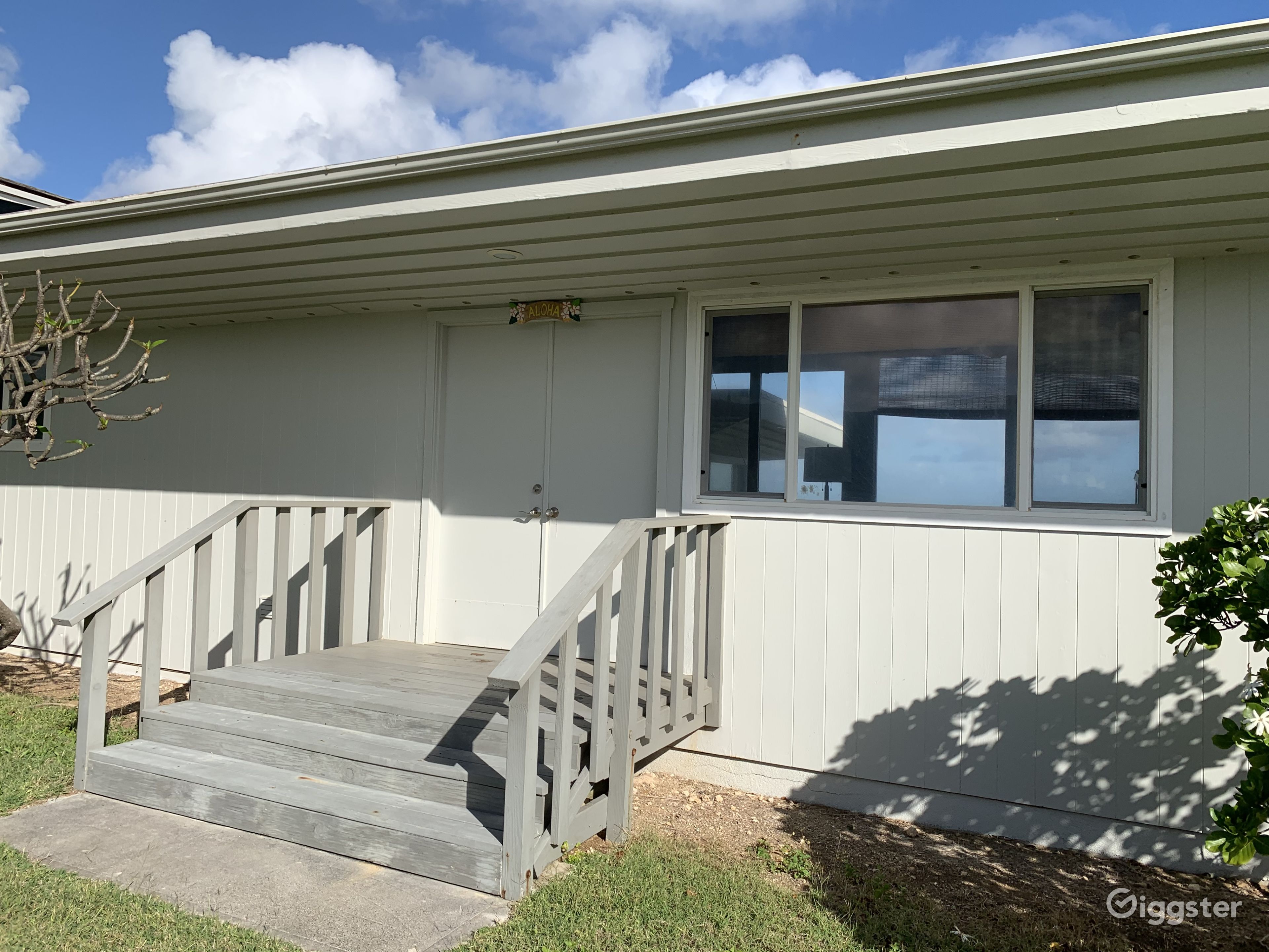 Laie Bay Cliff House Rent this location on Giggster