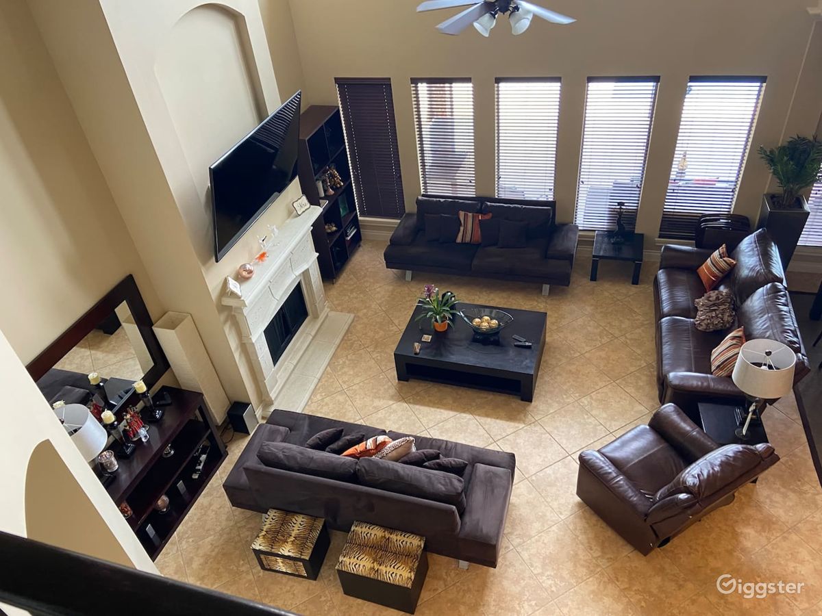 Lakeshore Manor Rent this location on Giggster