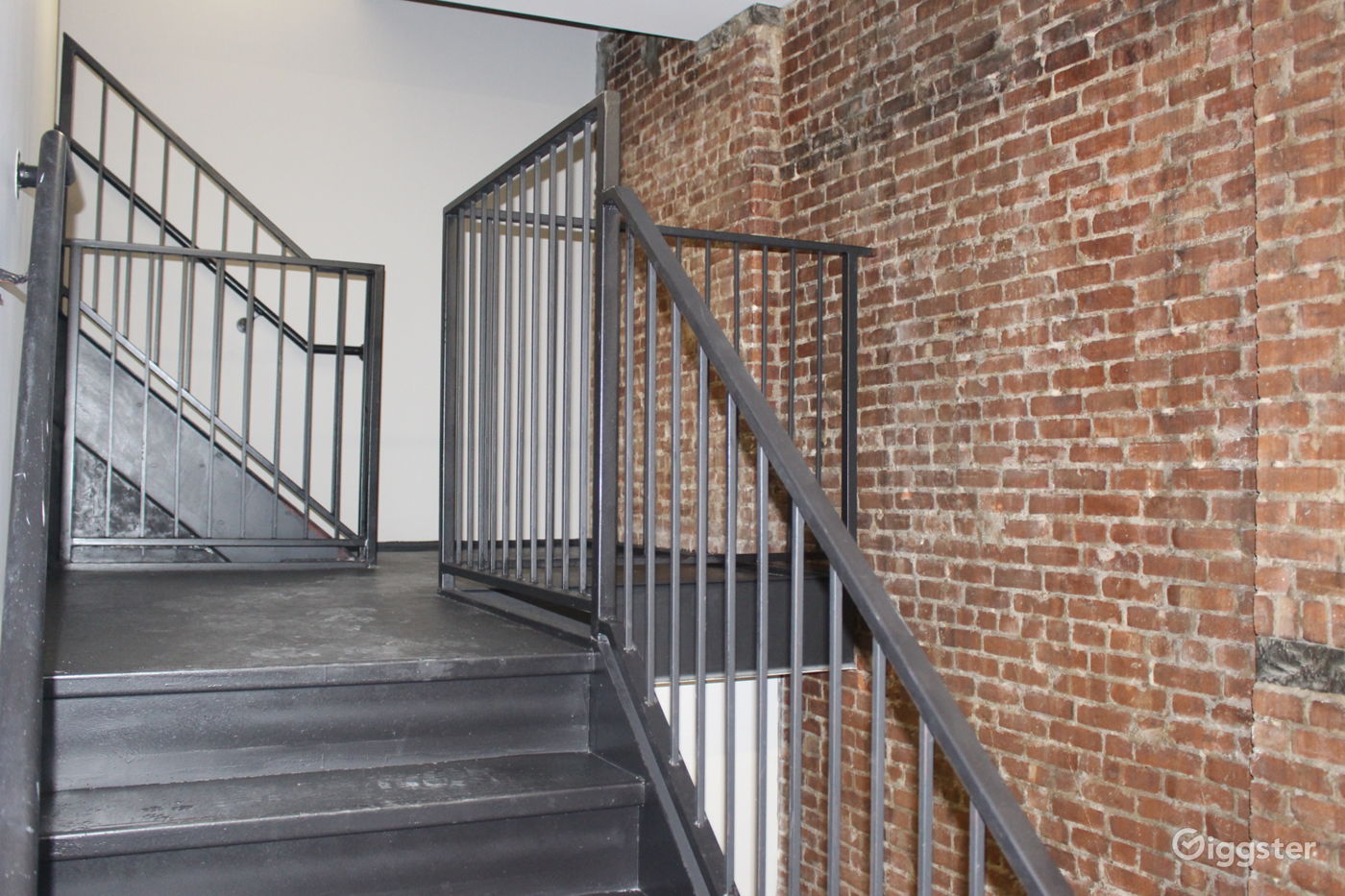 Rooftop and Lounge In the Heart of Bed Stuy Rent this location on Giggster