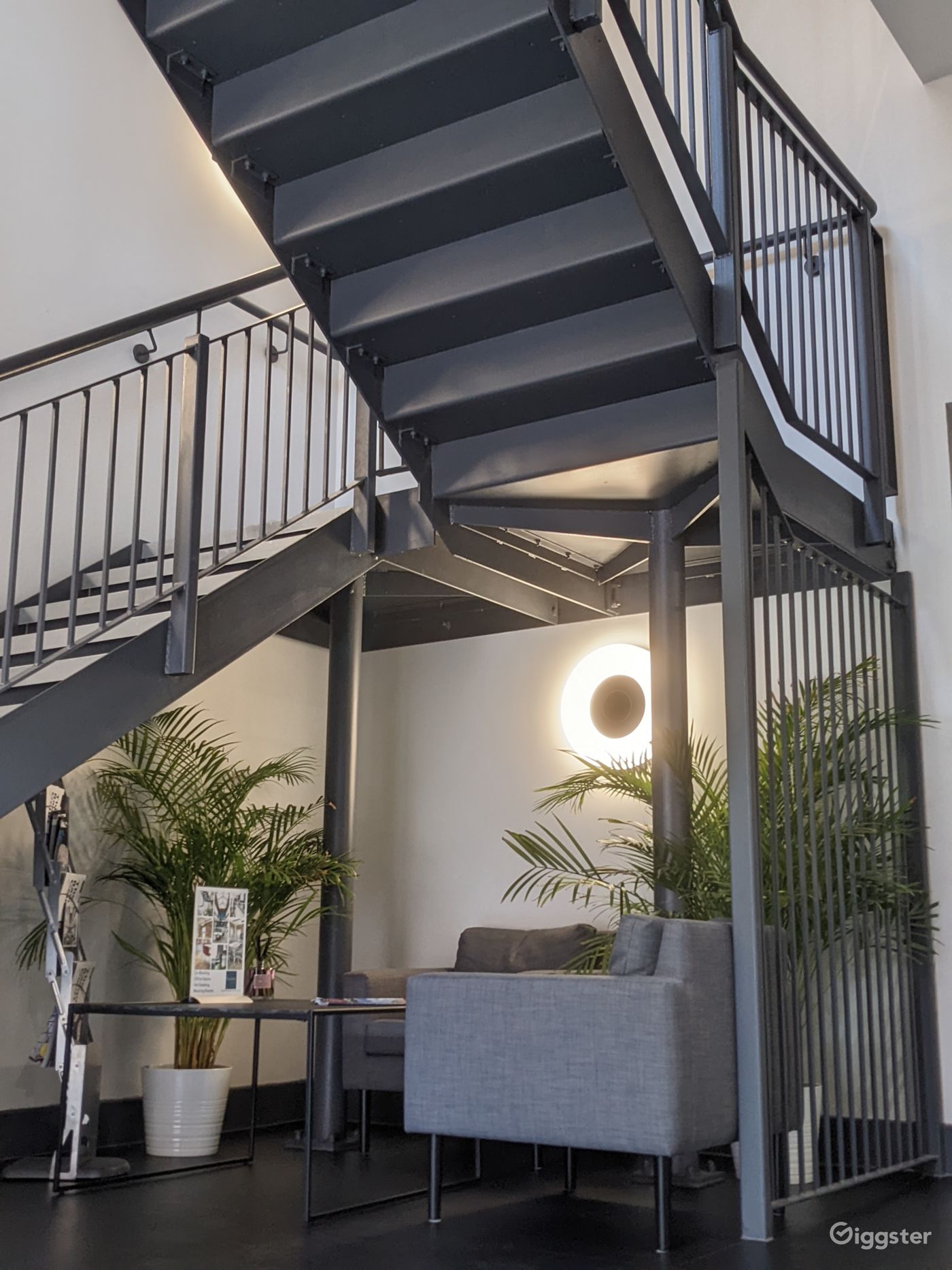 Stunning Office Building in Newcastle City Centre Rent this location